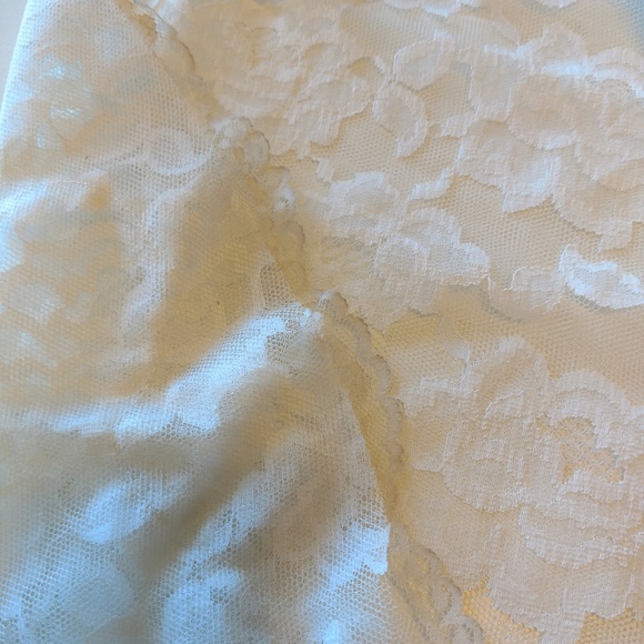 Antique Lace Dress with Pearl Buttons - Picture 7 of 8